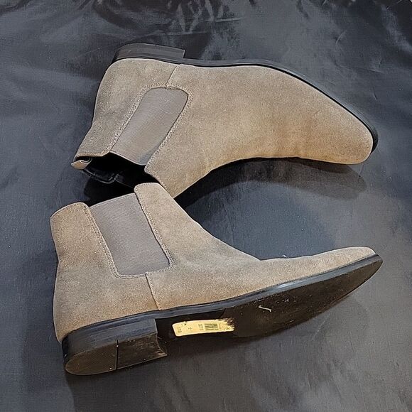 EXPRESS ALMOND TOE SLIP-ON MEN'S LEATHER BOOT - Picture 10 of 16